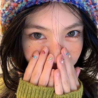 五个女生